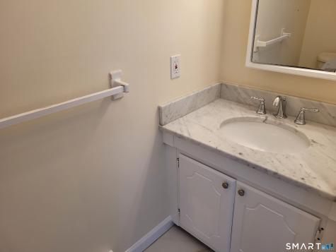 73 Park Avenue Danbury CT 06810