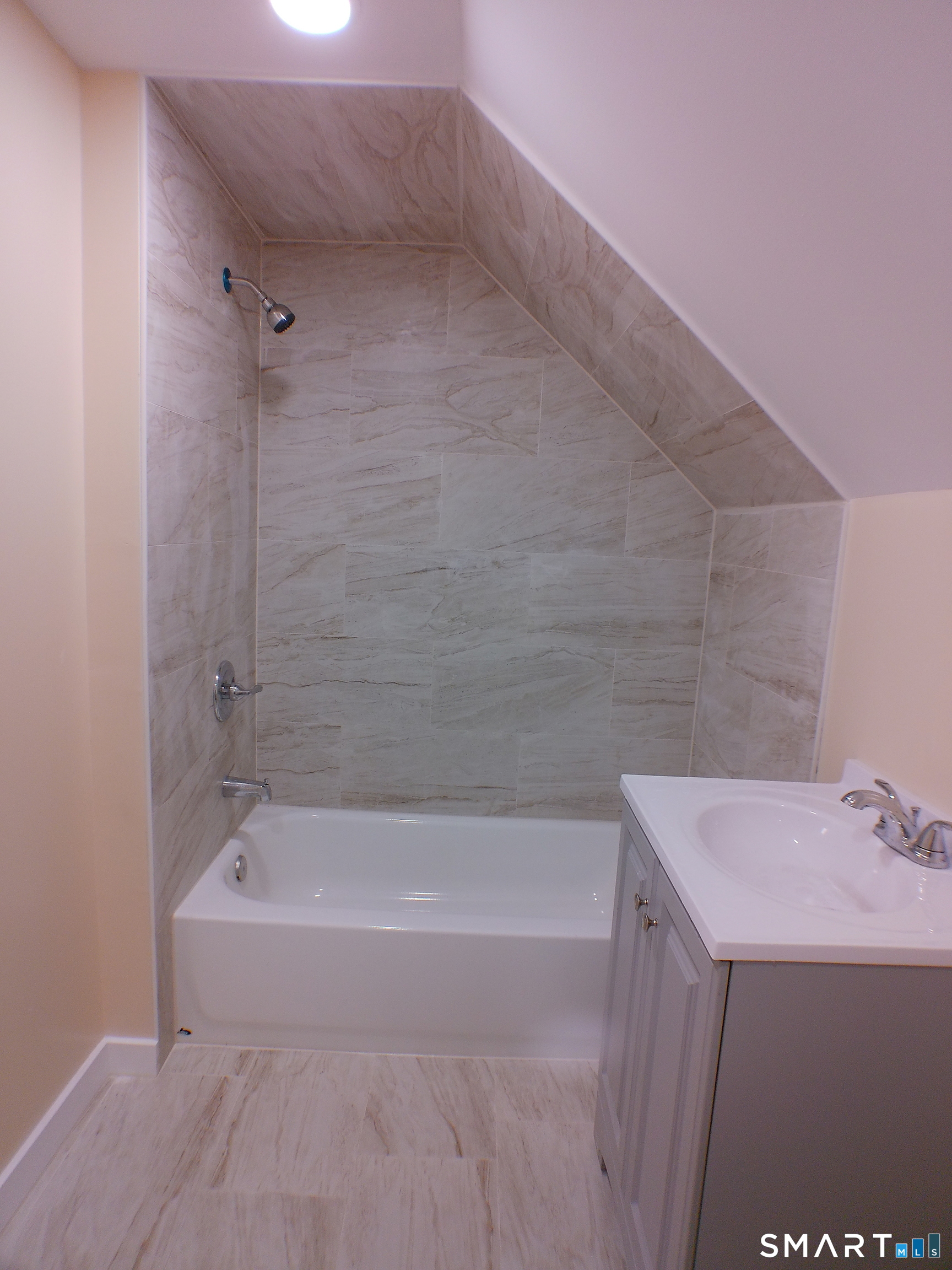 1698 North Avenue Bridgeport CT 06604