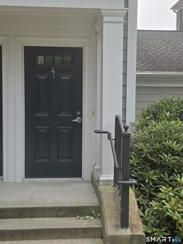 4 Westwood Drive Stamford CT 06902