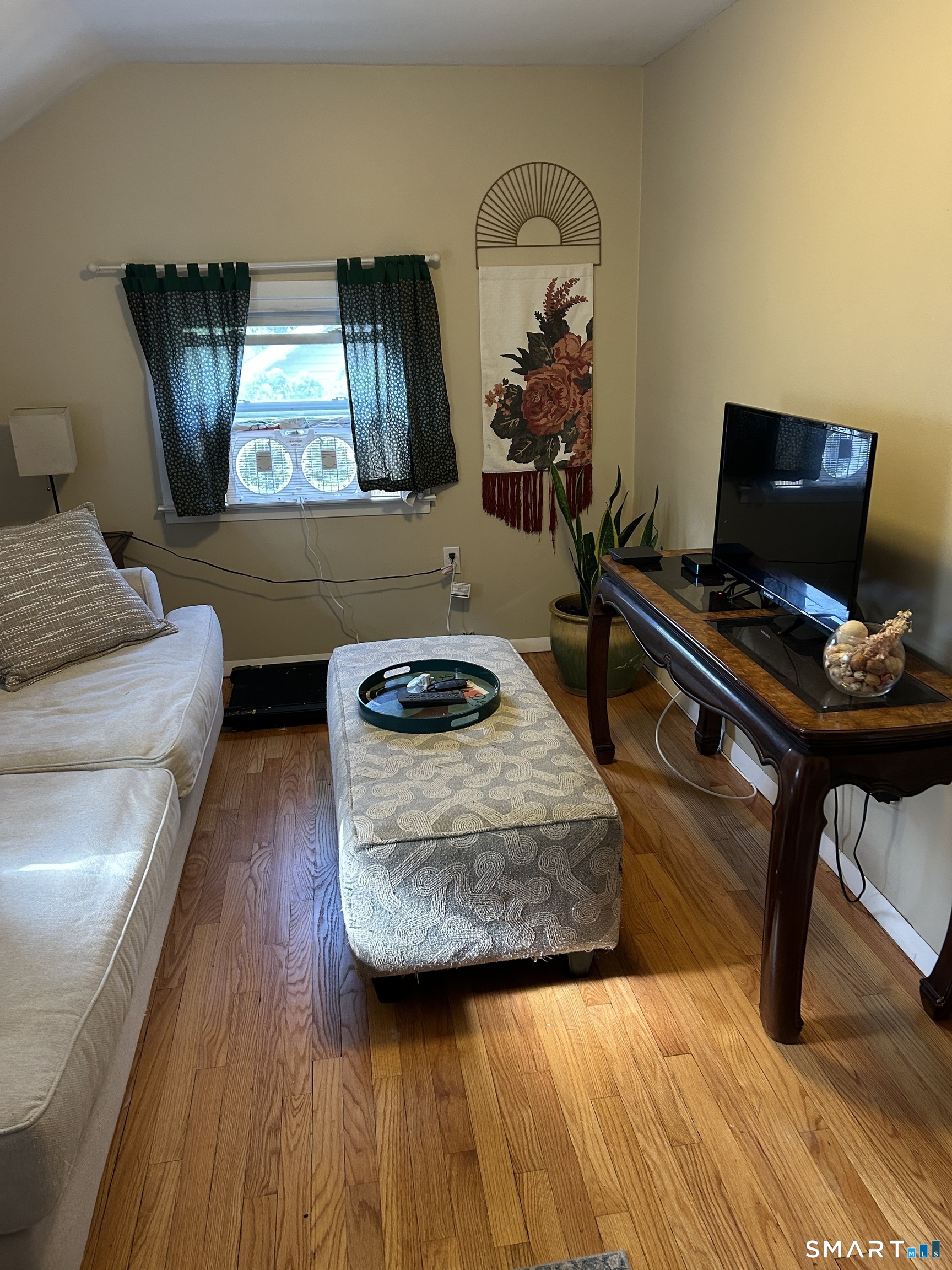 15 Earl Avenue Hamden CT 06514
