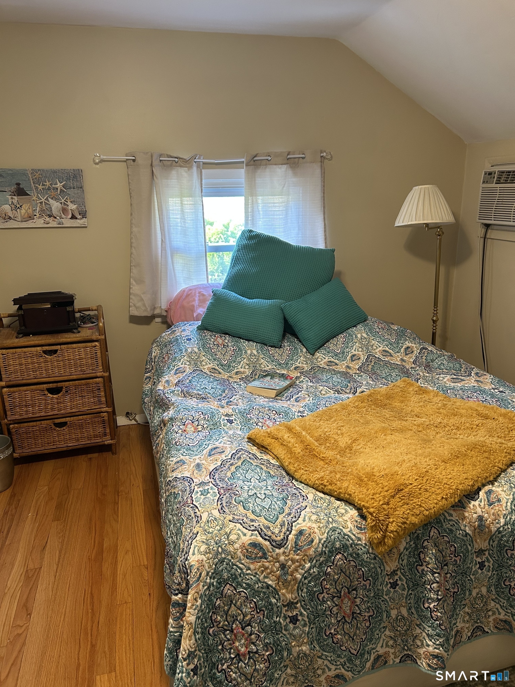 15 Earl Avenue Hamden CT 06514