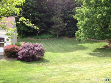 15 Earl Avenue Hamden CT 06514