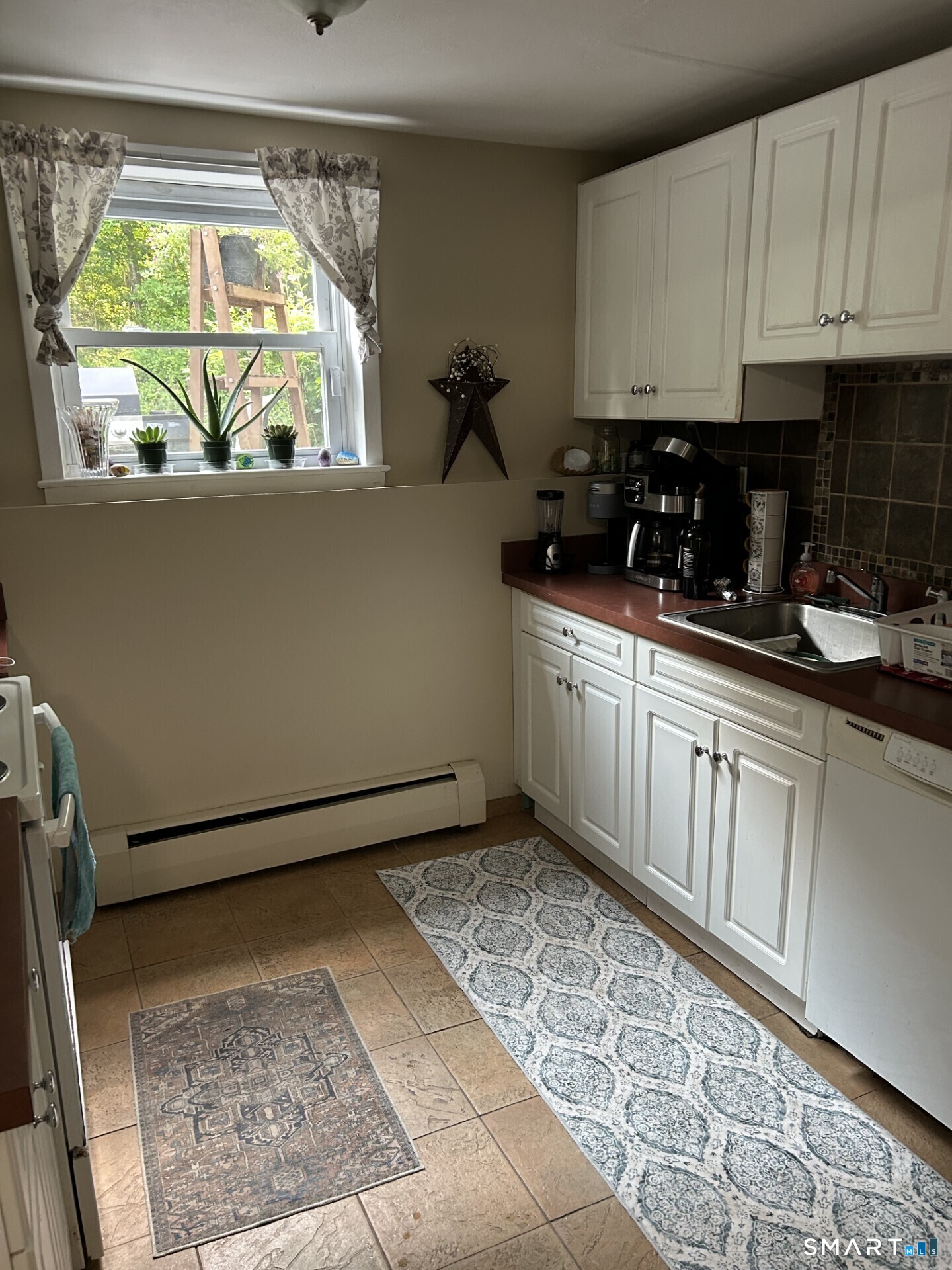 15 Earl Avenue Hamden CT 06514