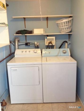 15 Earl Avenue Hamden CT 06514