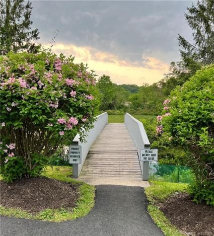 2 Juneberry Lane Ridgefield CT 06877