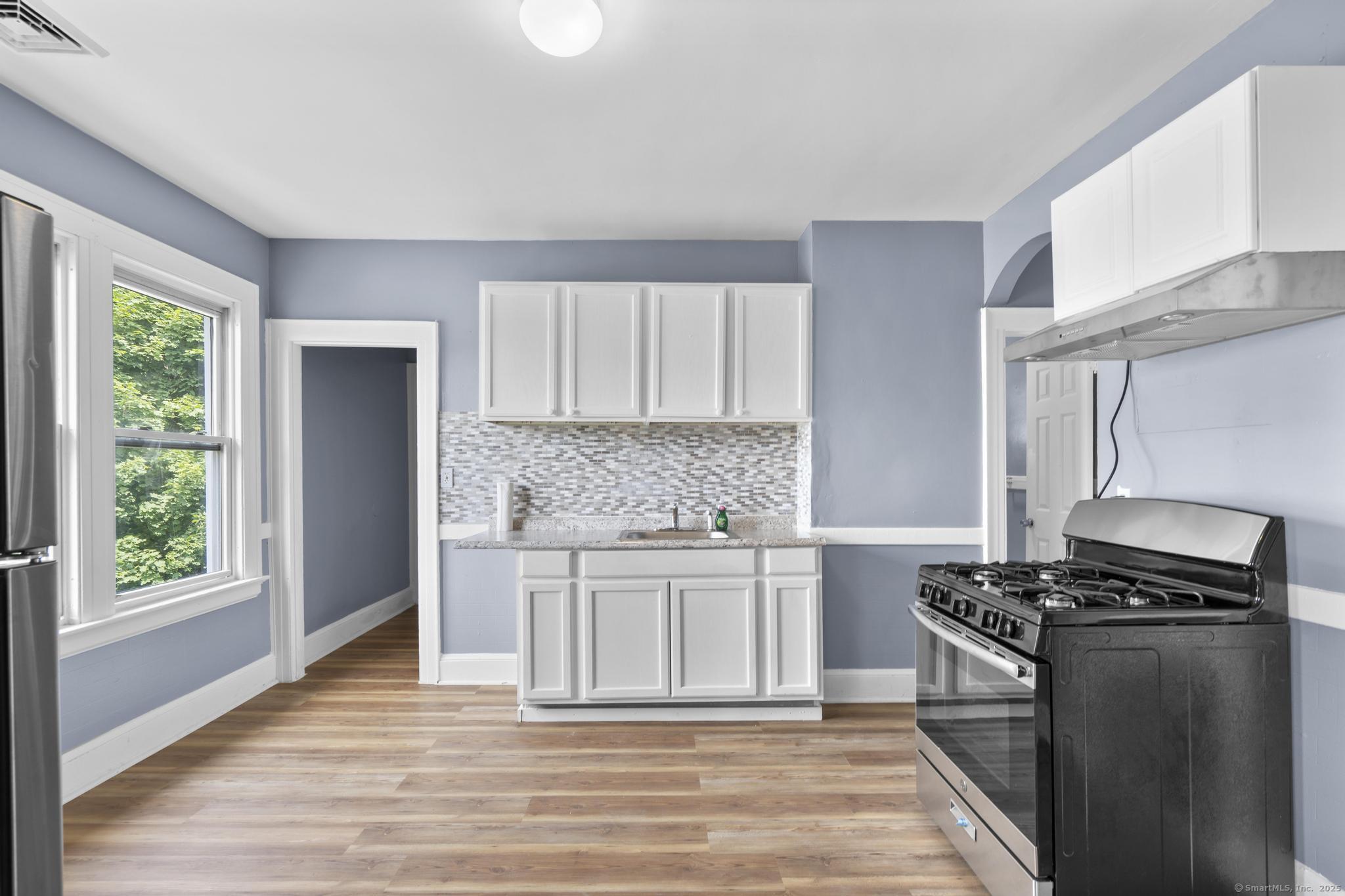 1105 North Main Street Waterbury CT 06704