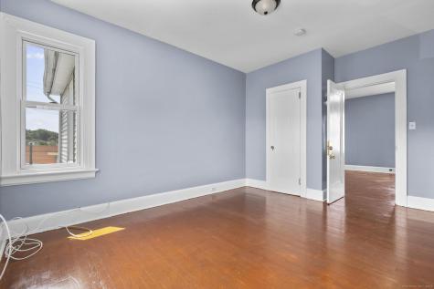 1105 North Main Street Waterbury CT 06704