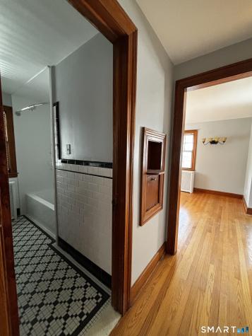 89 Auburn Street Naugatuck CT 06770