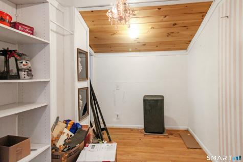 32 Ingraham Place Bristol CT 06010