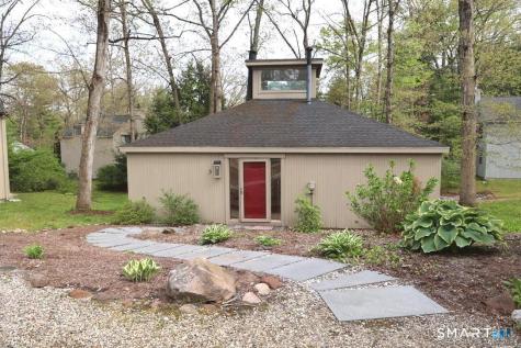 3 Edgewood Circle Avon CT 06001