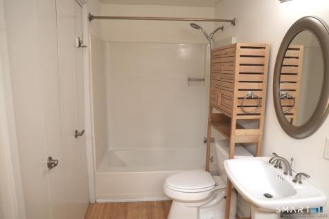 3 Edgewood Circle Avon CT 06001