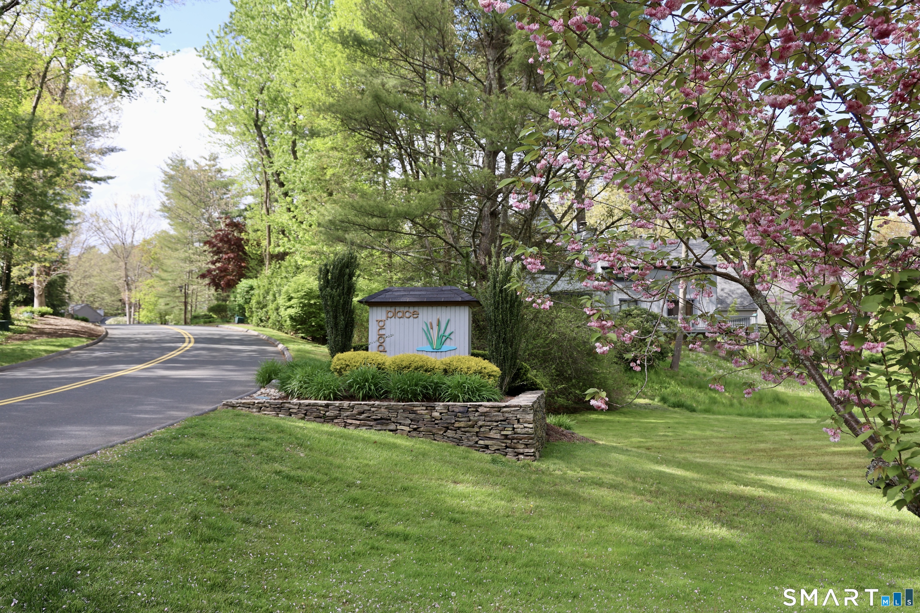3 Edgewood Circle Avon CT 06001
