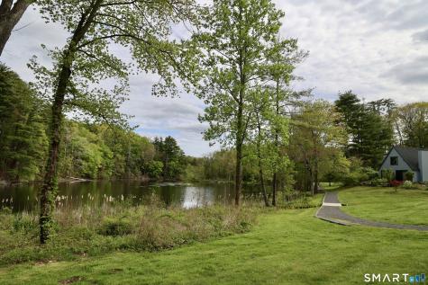 3 Edgewood Circle Avon CT 06001