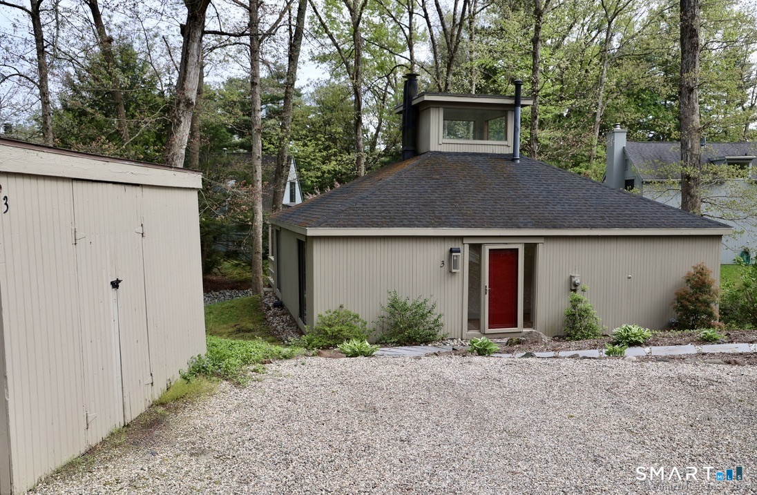 3 Edgewood Circle Avon CT 06001