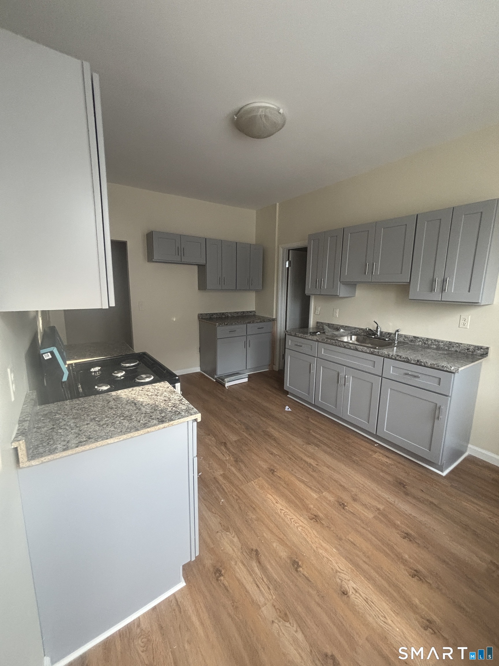 1804 Barnum Avenue Bridgeport CT 06610