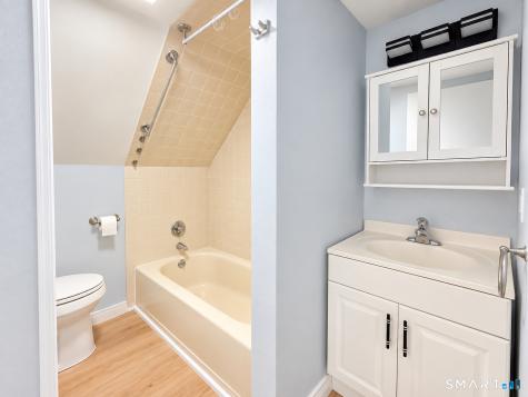 521 Moose Hill Road Monroe CT 06468