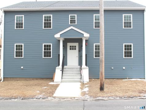 11 Glastonbury Avenue Rocky Hill CT 06067