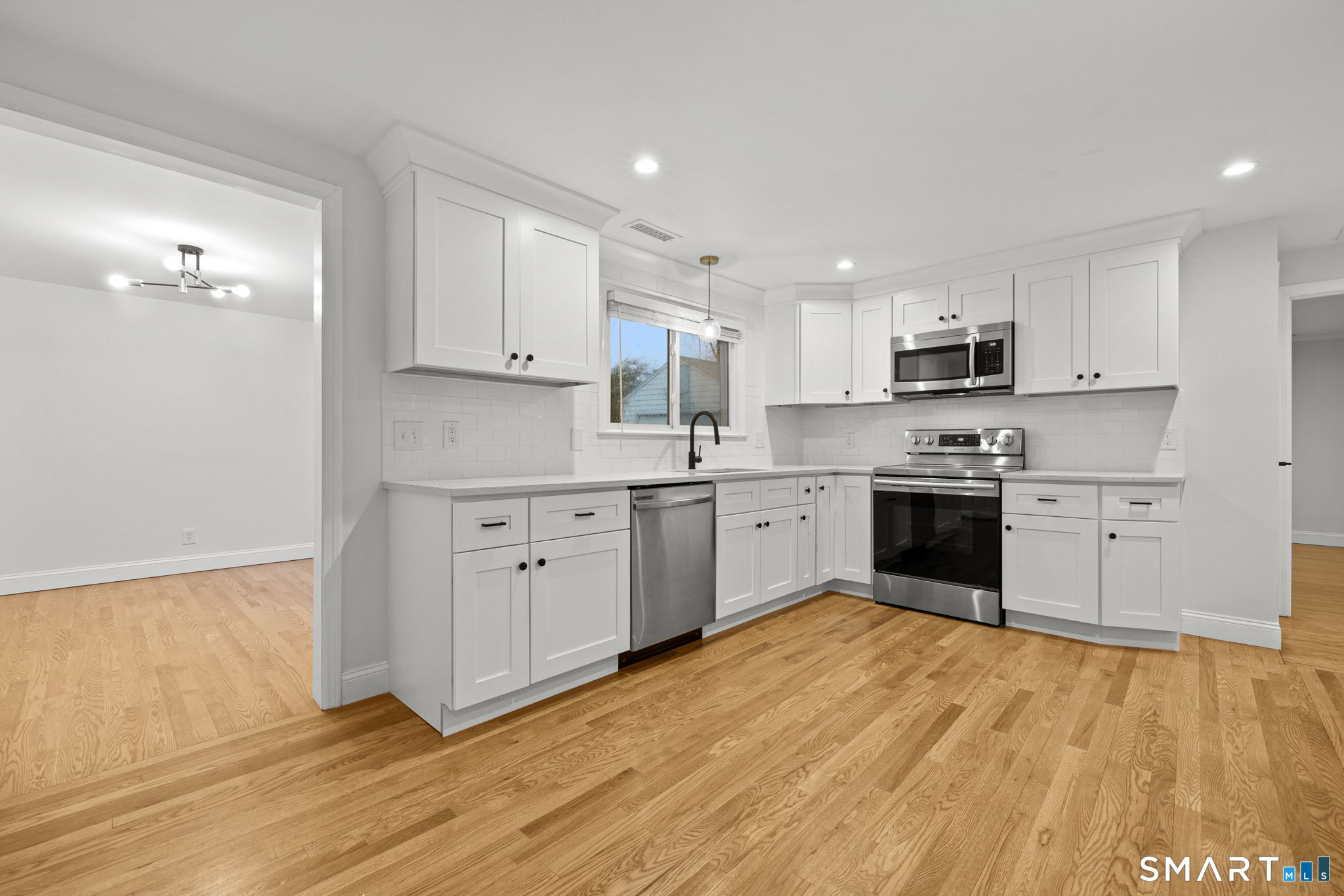 12 Sherwood Road West Hartford CT 06117