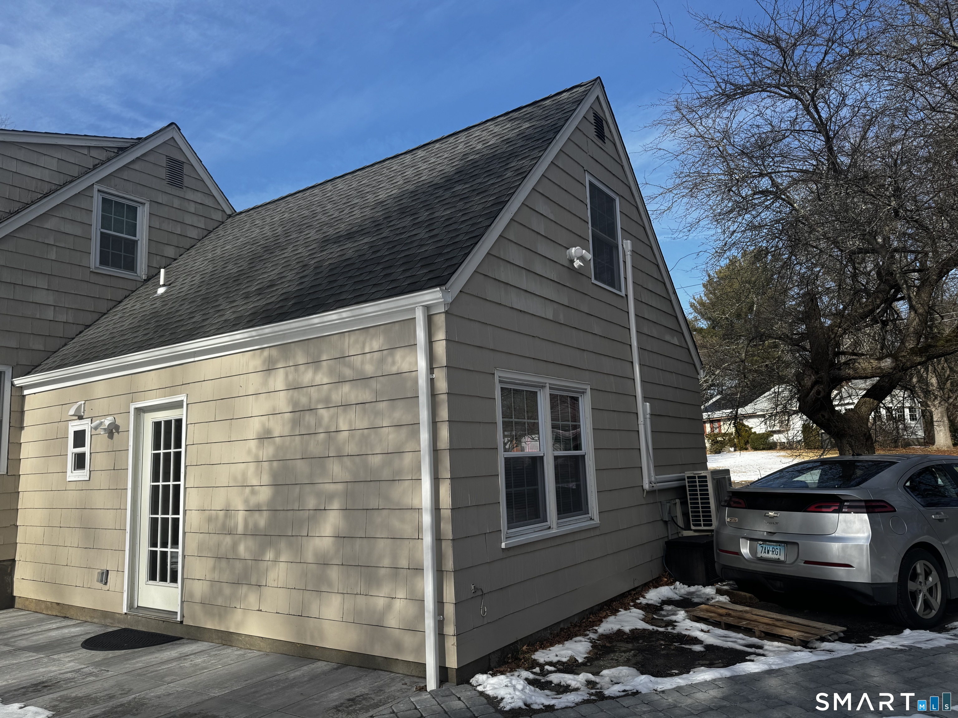 352 Hotchkiss Road Orange CT 06477