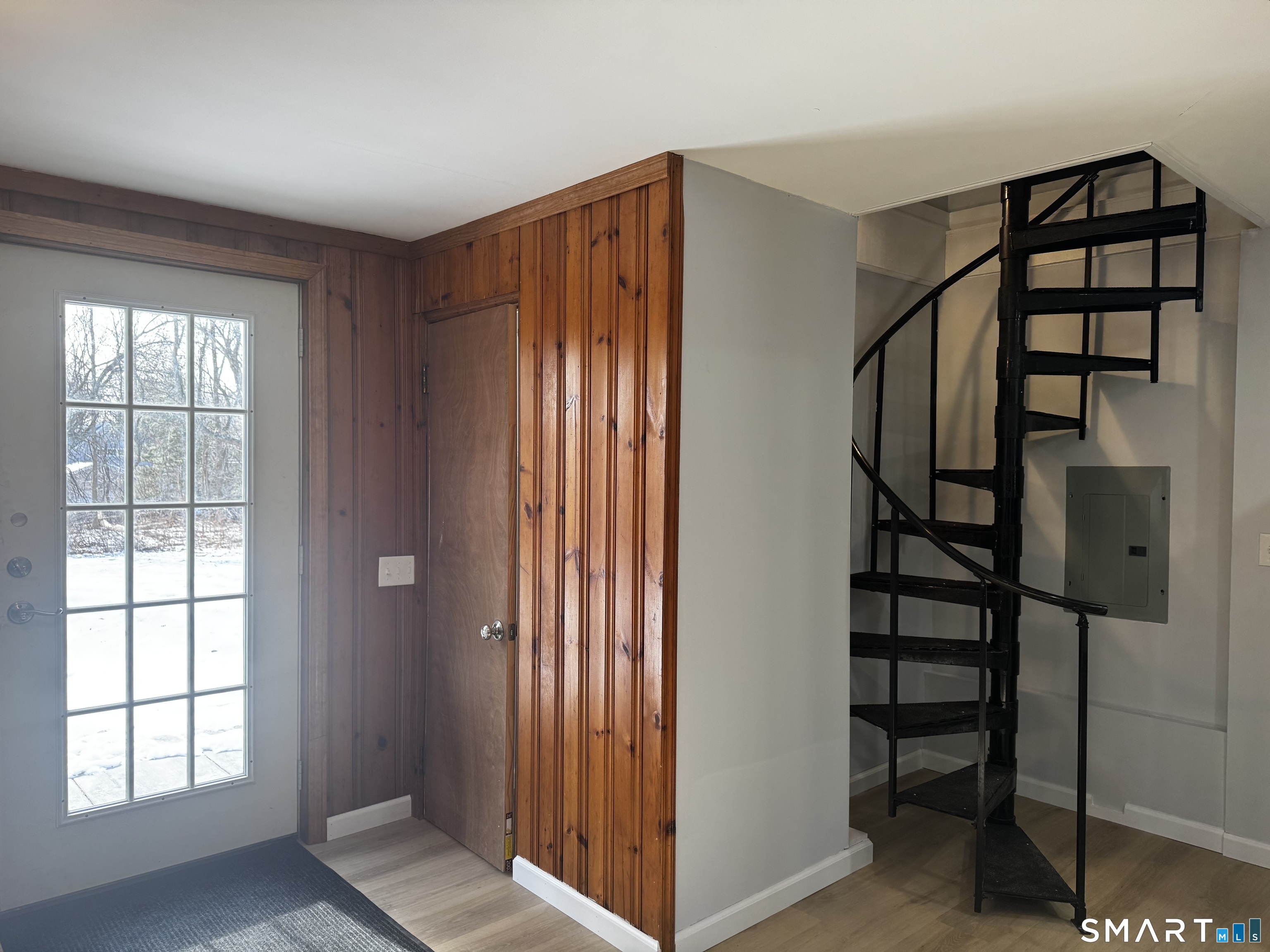 352 Hotchkiss Road Orange CT 06477