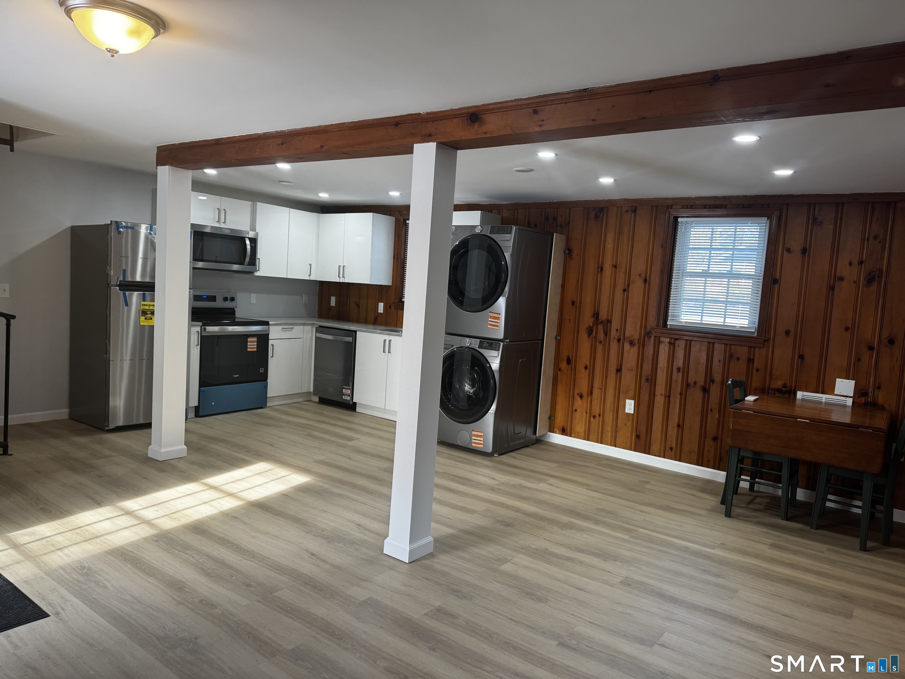 352 Hotchkiss Road Orange CT 06477