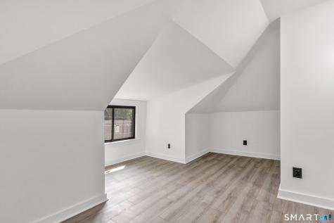 5167 Main Street Trumbull CT 06611