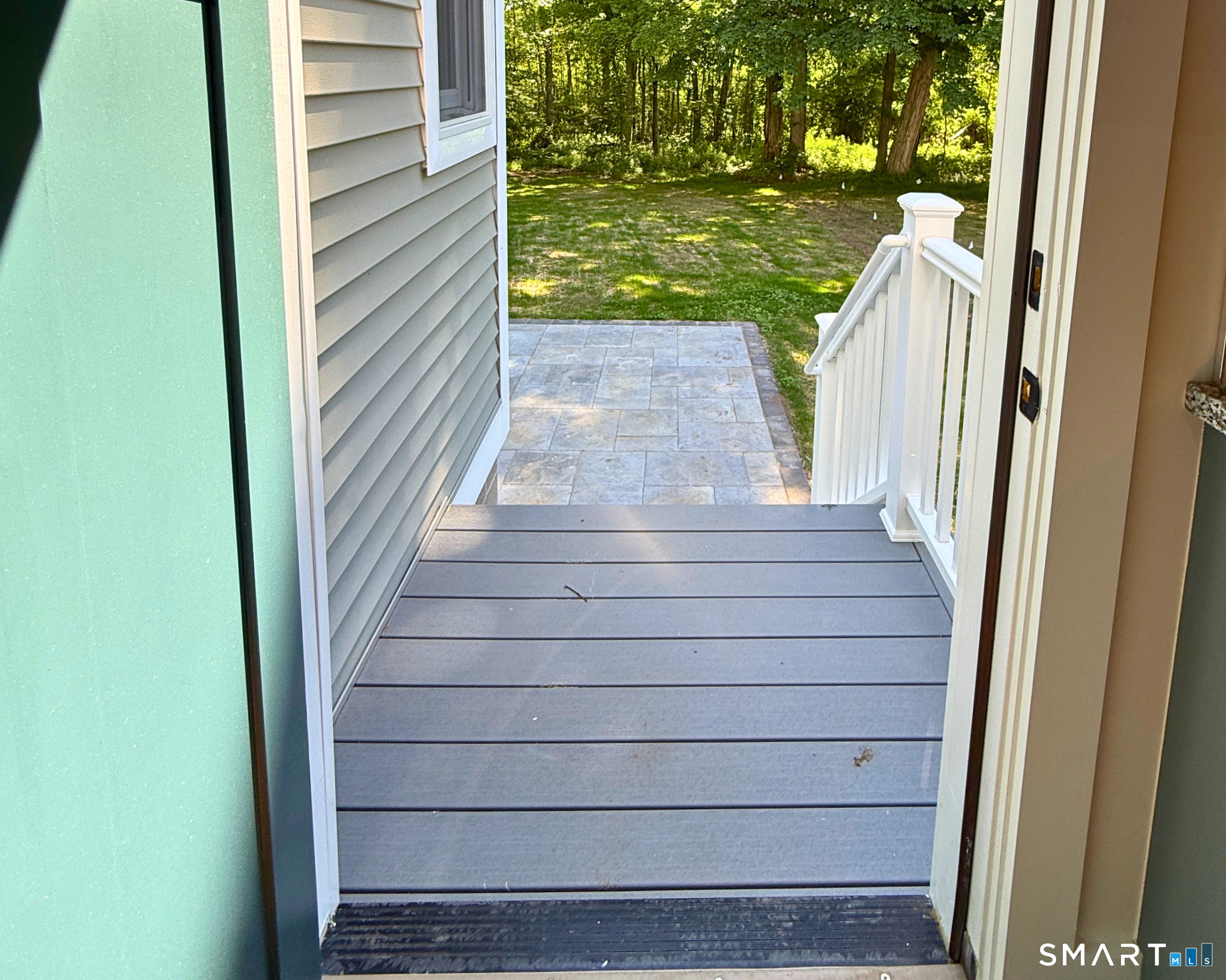 2569 Long Hill Road Guilford CT 06437