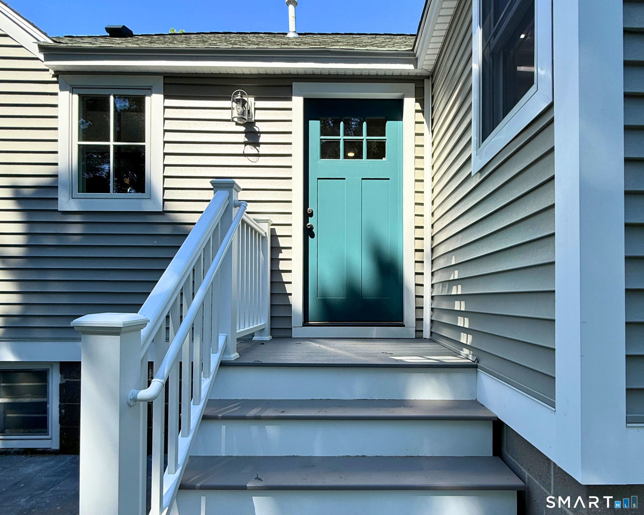 2569 Long Hill Road Guilford CT 06437