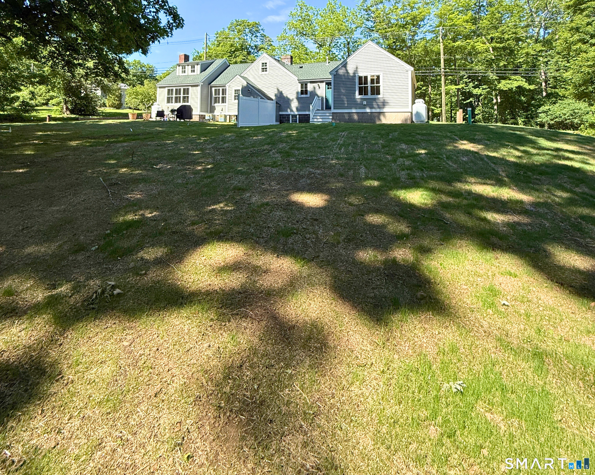 2569 Long Hill Road Guilford CT 06437