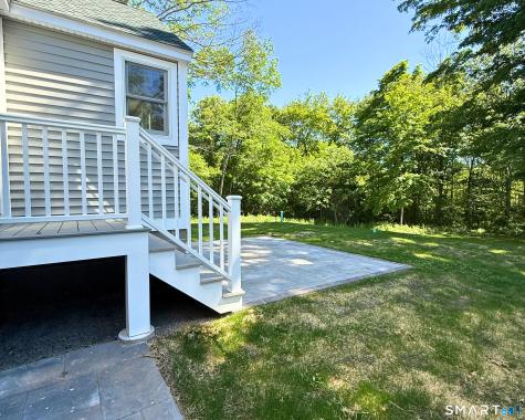 2569 Long Hill Road Guilford CT 06437