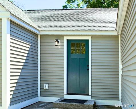 2569 Long Hill Road Guilford CT 06437