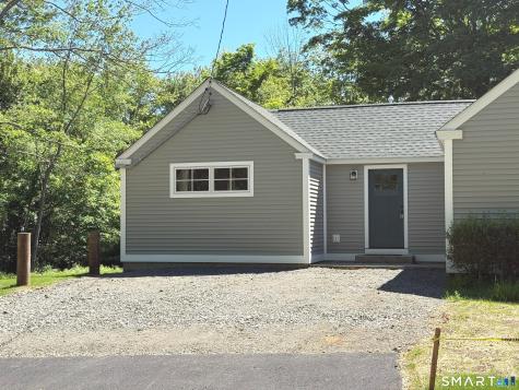 2569 Long Hill Road Guilford CT 06437