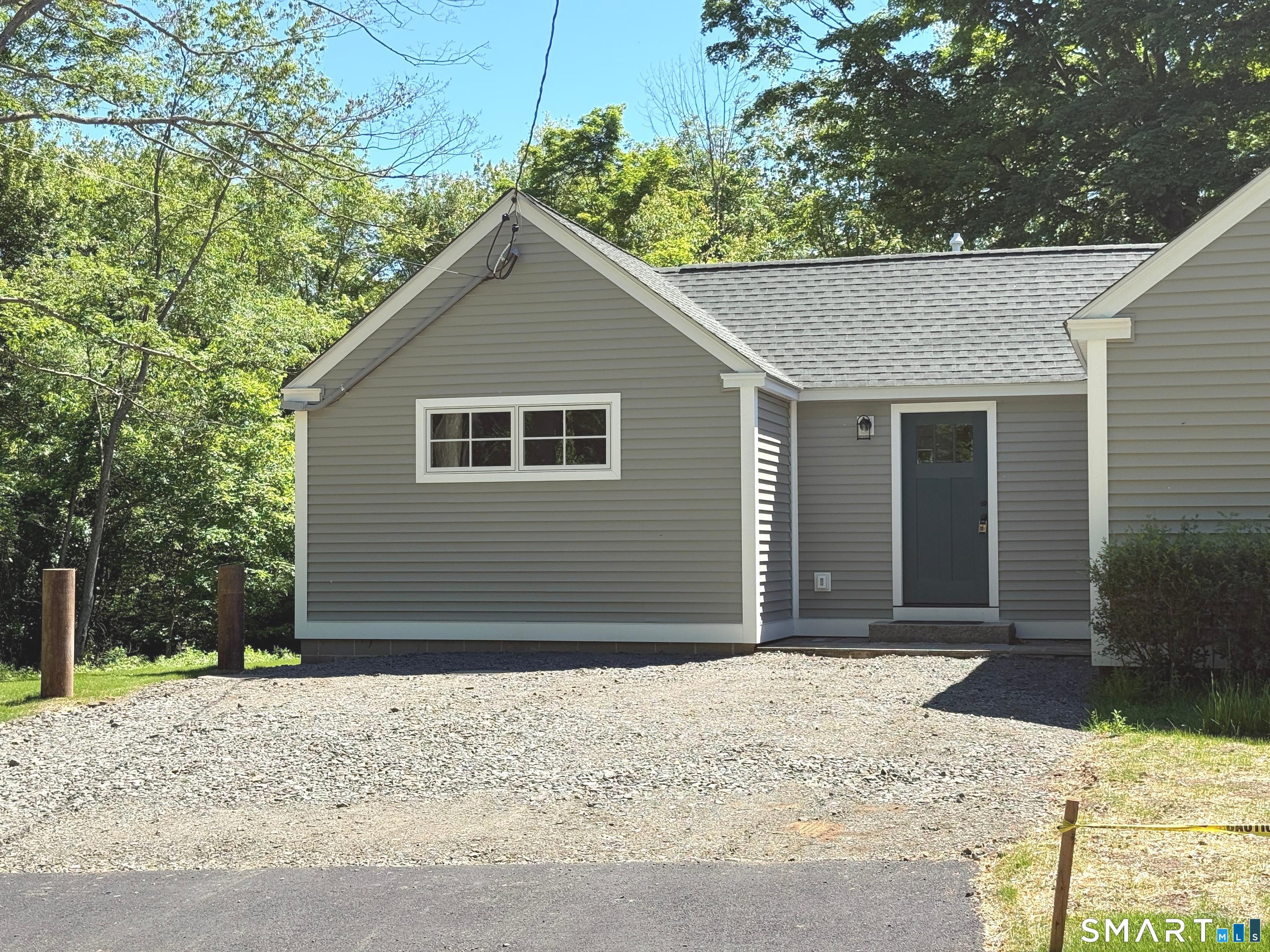 2569 Long Hill Road Guilford CT 06437