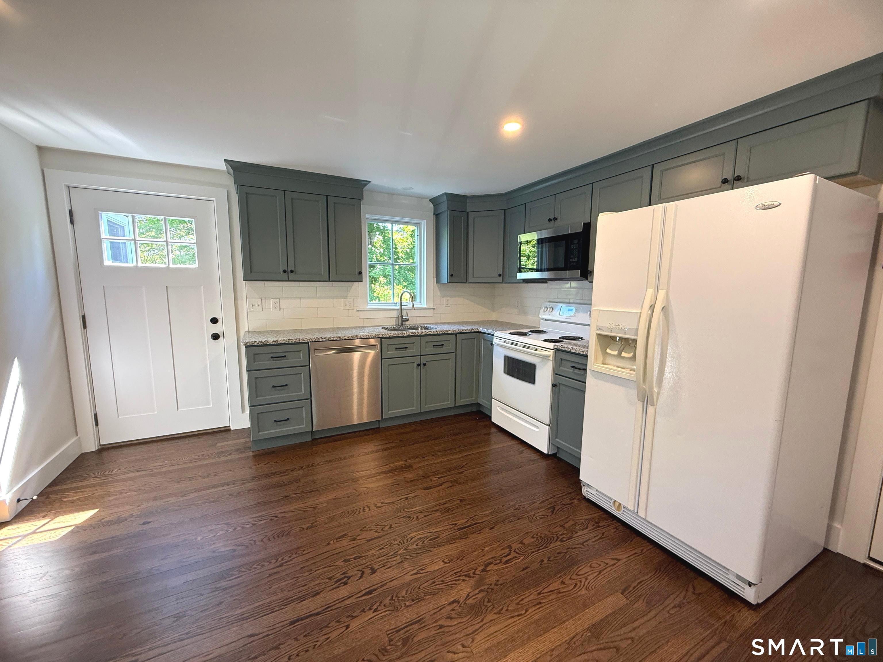 2569 Long Hill Road Guilford CT 06437