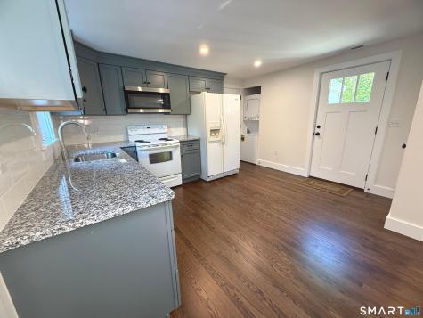 2569 Long Hill Road Guilford CT 06437