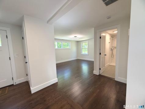 2569 Long Hill Road Guilford CT 06437