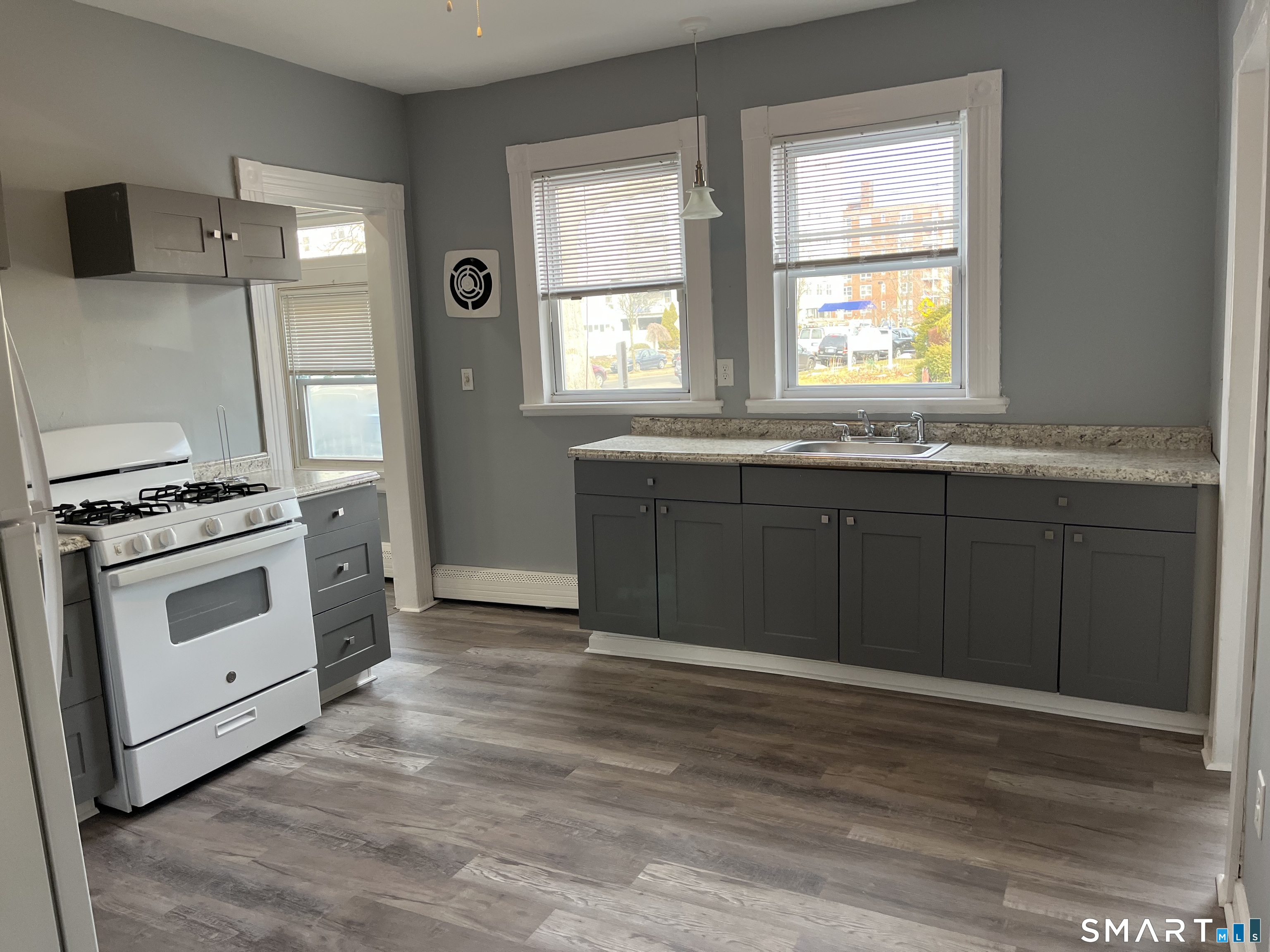 2449-2451 North Avenue Bridgeport CT 06604