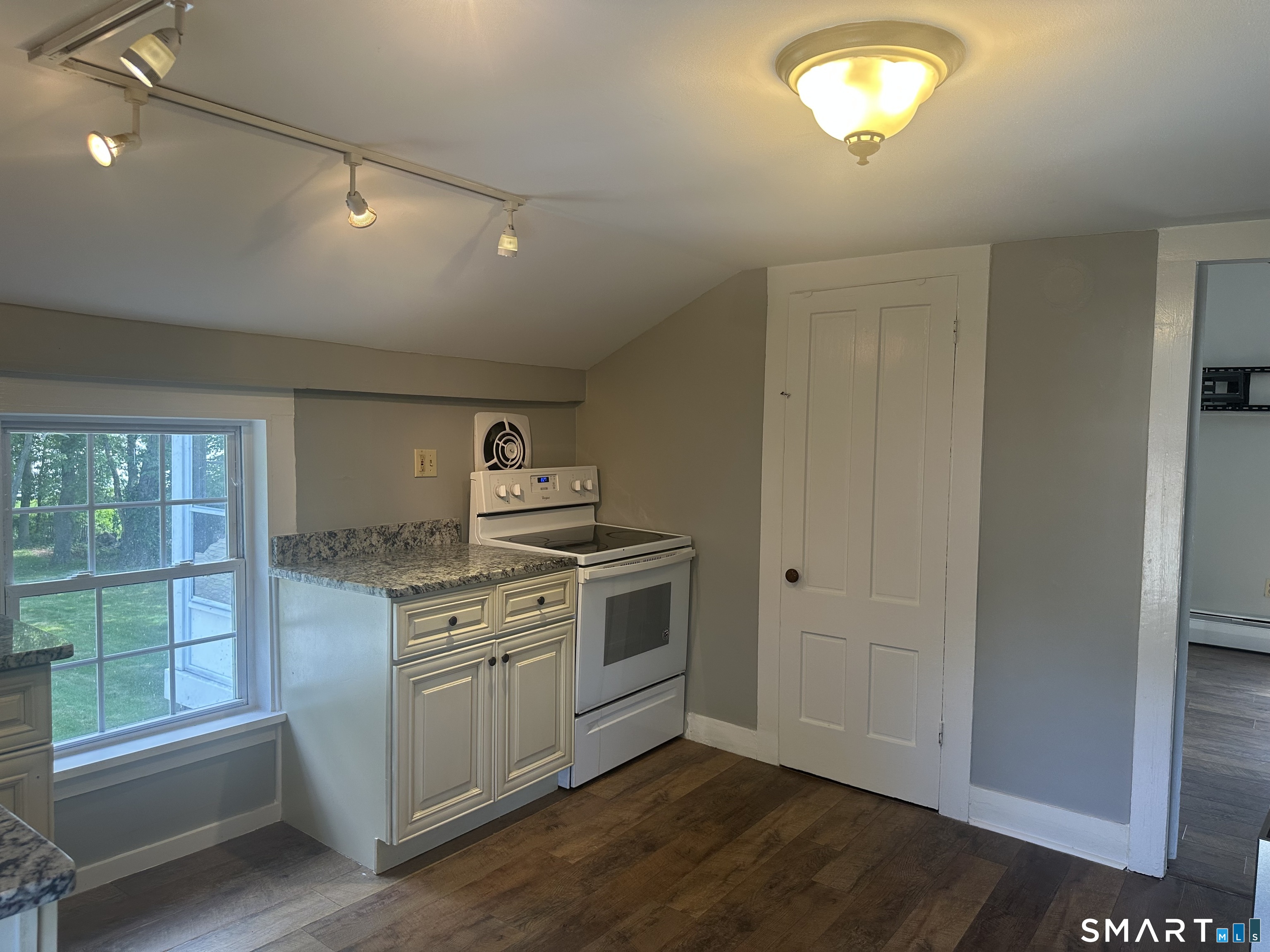 14 Pleasant Street Cromwell CT 06416