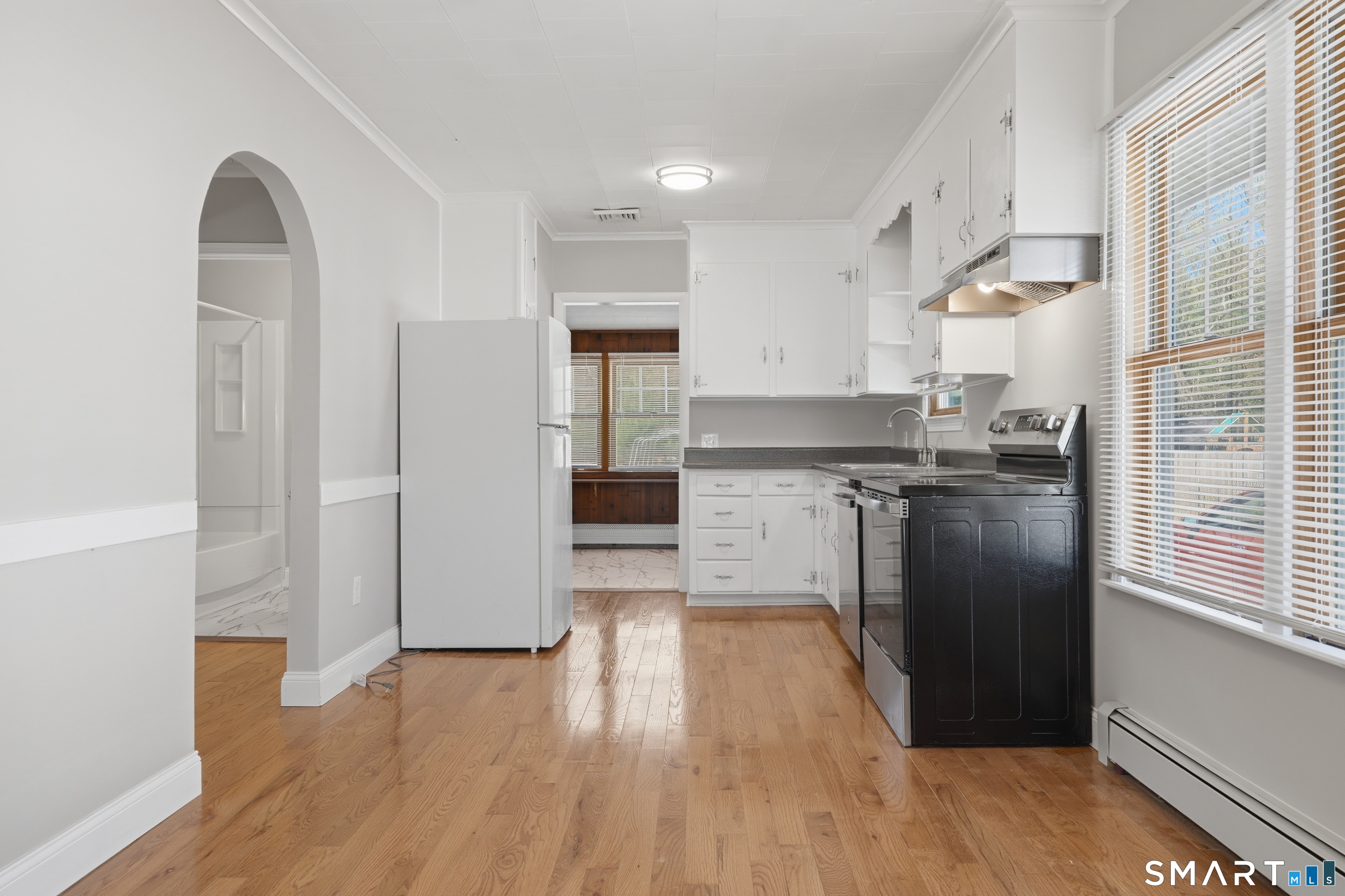 456 Elm Street Windsor Locks CT 06096
