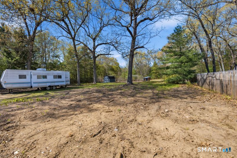 456 Elm Street Windsor Locks CT 06096