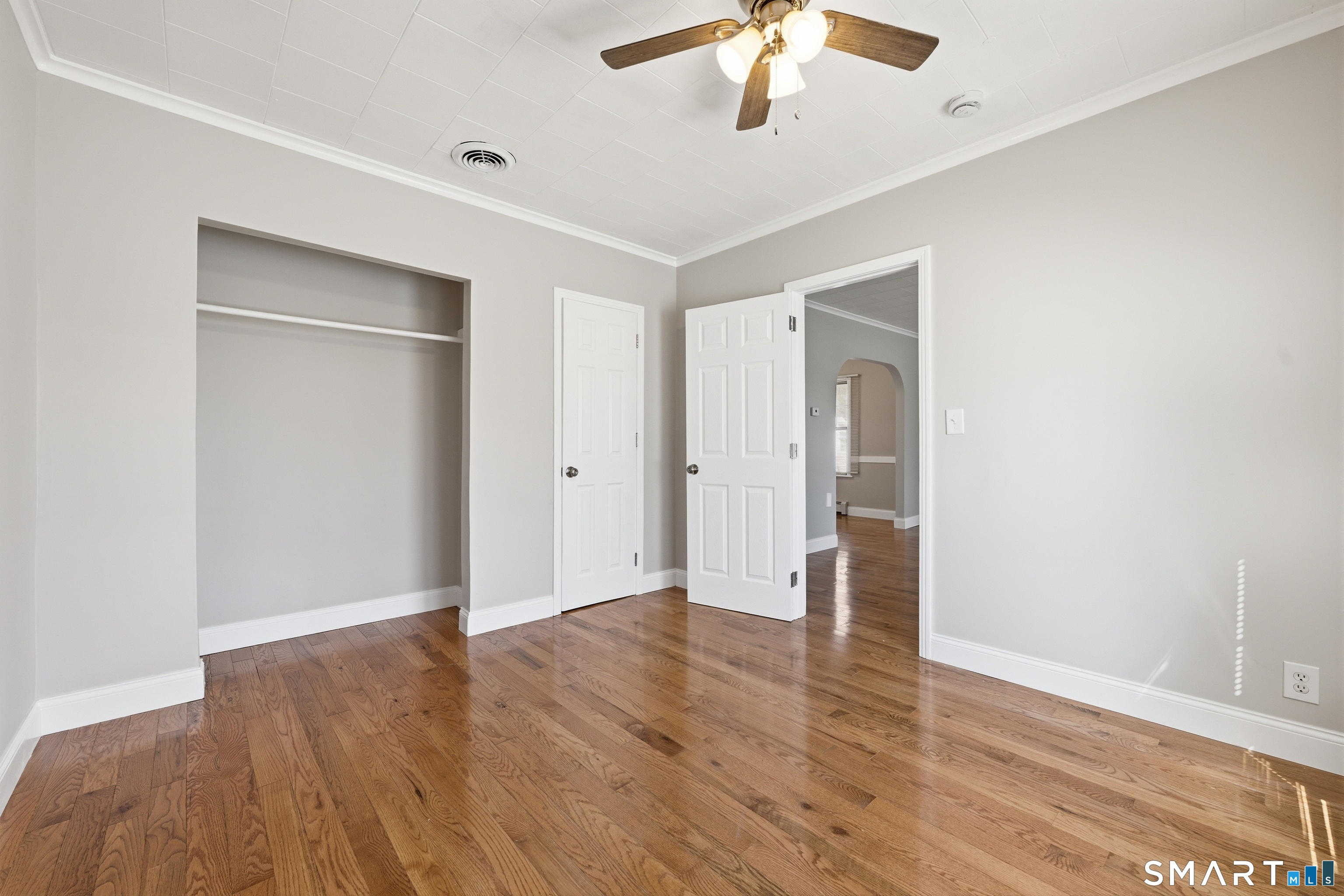 456 Elm Street Windsor Locks CT 06096