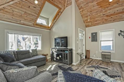 103 Naugatuck Avenue Milford CT 06460