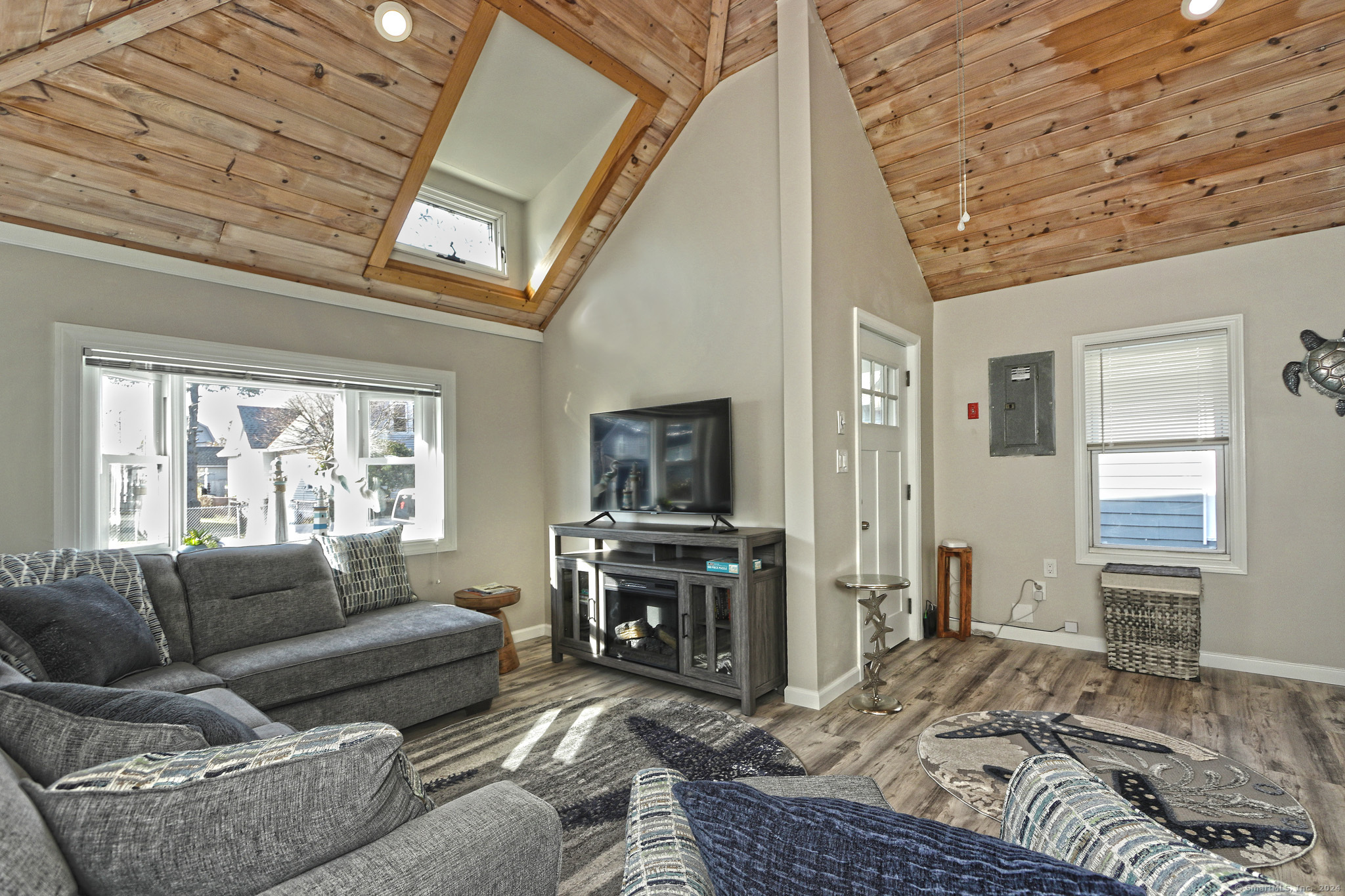 103 Naugatuck Avenue Milford CT 06460