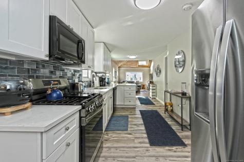 103 Naugatuck Avenue Milford CT 06460