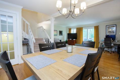17 Wiggins Farm Drive Simsbury CT 06070