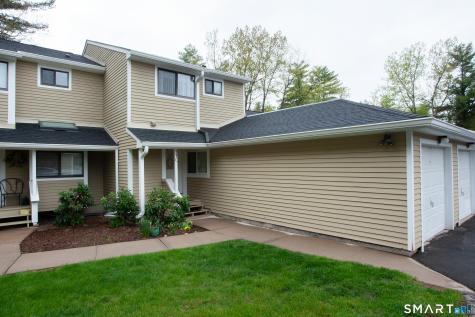 17 Wiggins Farm Drive Simsbury CT 06070