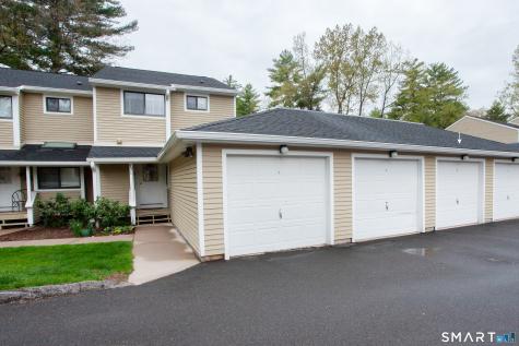 17 Wiggins Farm Drive Simsbury CT 06070