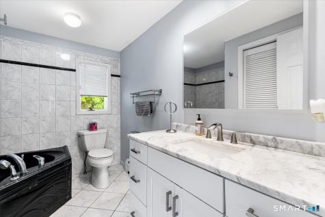 4 Candlewood Birches Brookfield CT 06804