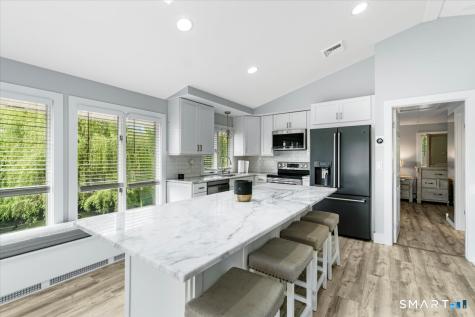 4 Candlewood Birches Brookfield CT 06804