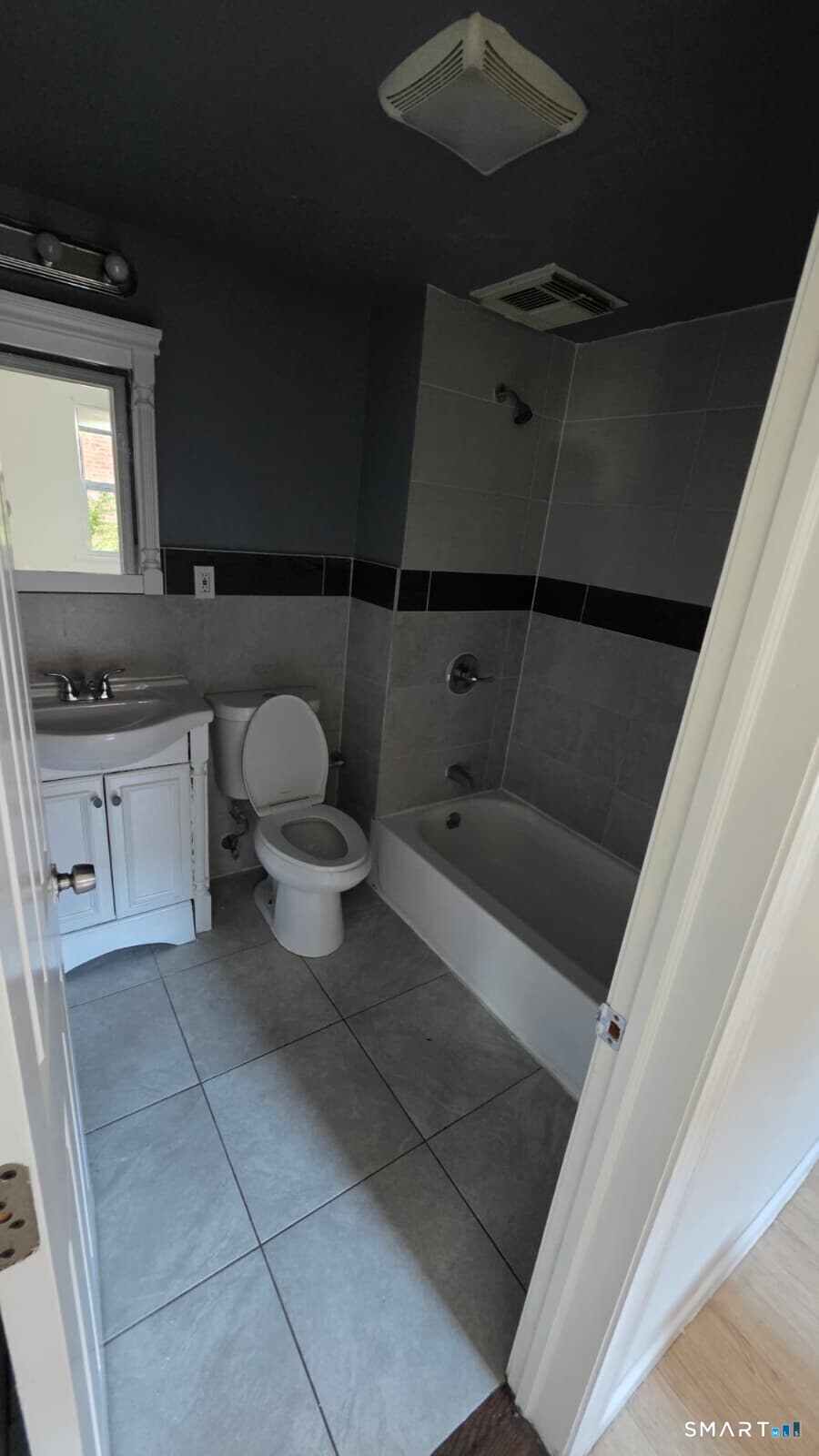 40-44 Lawrence Street Hartford CT 06106
